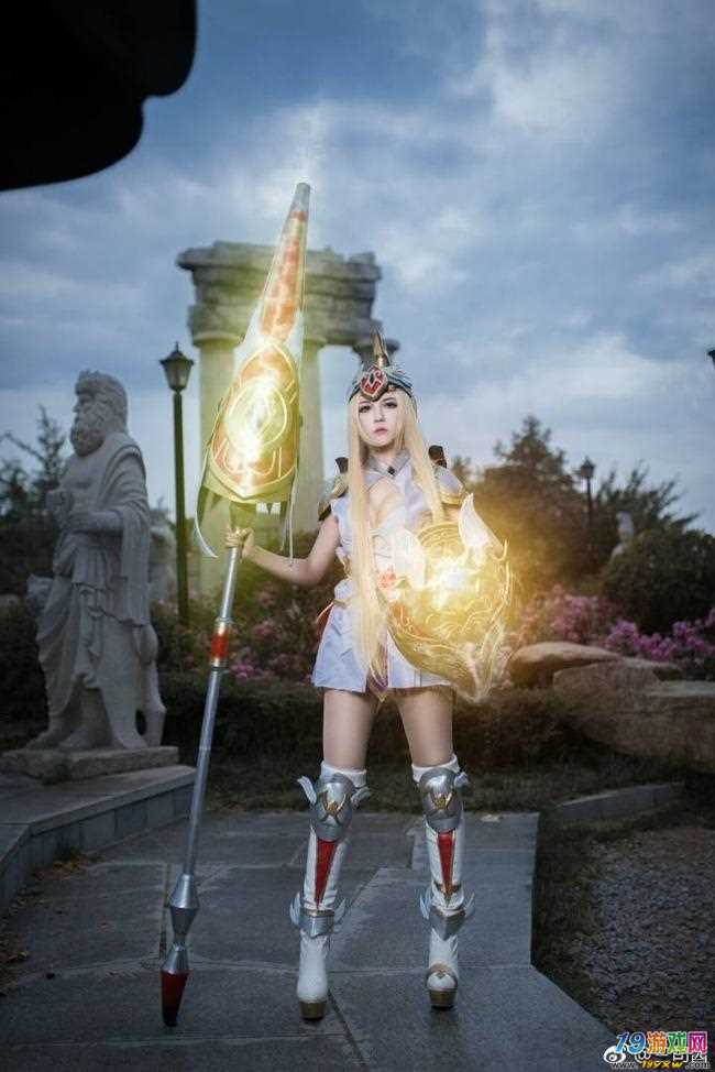 王者荣耀雅典娜战争女神cosplay,漂亮得一塌糊涂